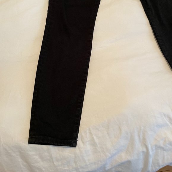 J.Crew 8" Stretchy Toothpick Skinny Jean in True Black - Picture 3 of 5